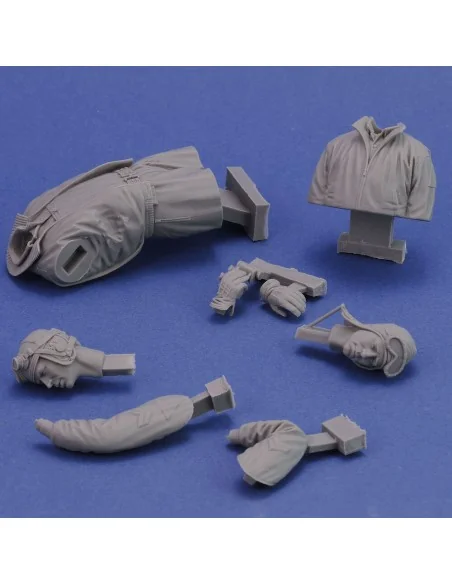 U.S. tank crew WWII - no. 1, 1/16 - Royal Model RM1002
