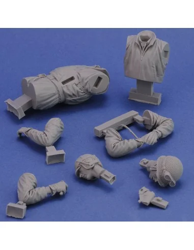U.S. tank crew WWII - no. 2, 1/16 - Royal Model RM1003