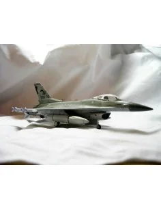 F-16C-40 Aviano A.B., 1/72 - Mistercraft D-90 2