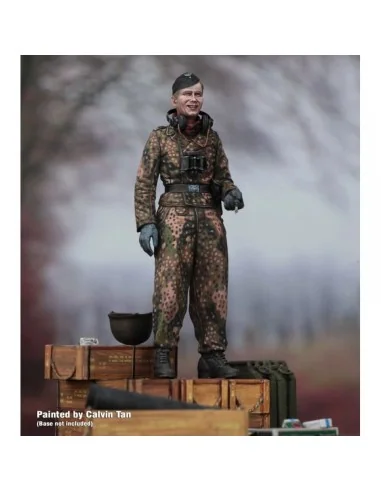 [NO_DESC] German tanker with cigaret - WWII, 1/48 - Royal Model RM1023