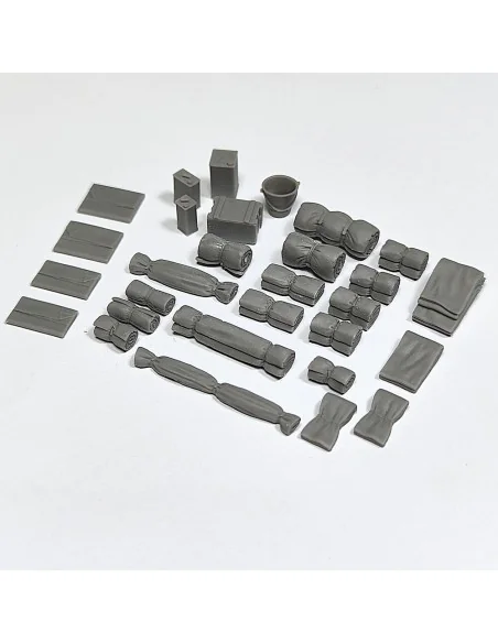 Tentpaks and bedrolls, 1/48 - Royal Model RM1032