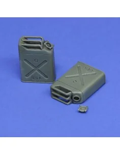U.S. jerry cans-WWII 2 pcs, 1/16 - Royal Model RM1044 2