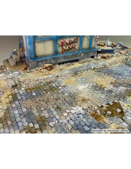 [NO_DESC] Cobblestone road section, 1/16 - Royal Model RM1059