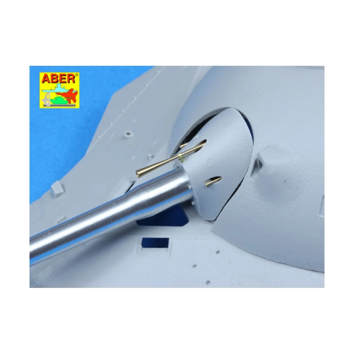 Armament for Soviet JS-7 Heavy Tank (With long muzzle brake) - Aber...