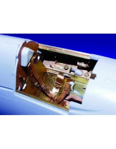 F4U-4 Corsair I Interior für Trumpeter Bausatz, 1/32 - Eduard Acces...