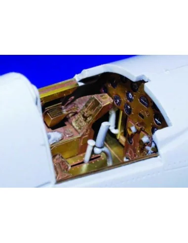 F4U-4 Corsair I Interior für Trumpeter Bausatz, 1/32 - Eduard Acces...