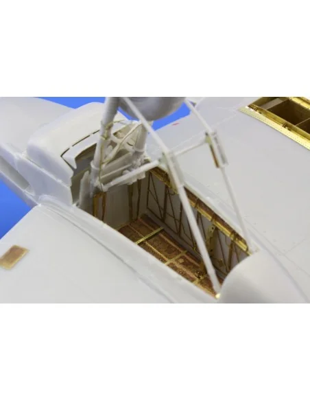 [NO_DESC] He 111 undercarriage for Revell, 1/32 - Eduard Accessorie...