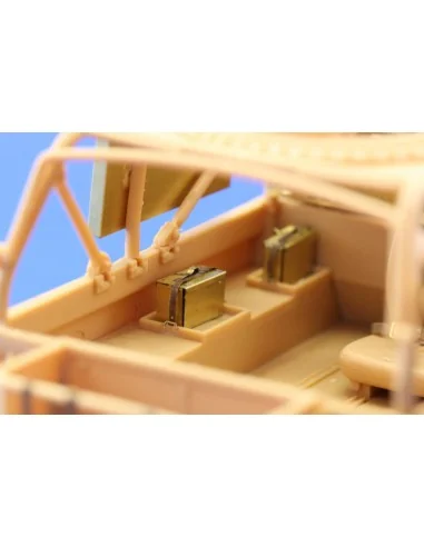 [NO_DESC] DefenderXD Wolf W.M.I.K. Ammo Boxes (HB), 1/35 - Eduard A...