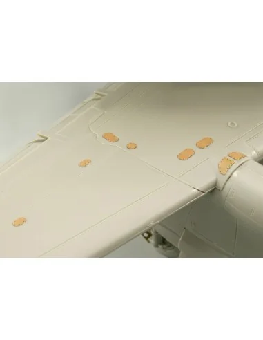 E-2C surface panels für Kinetic, 1/48 - Eduard Accessories 48640