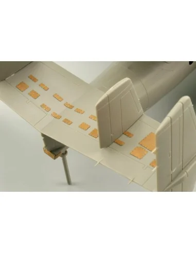 E-2C surface panels für Kinetic, 1/48 - Eduard Accessories 48640