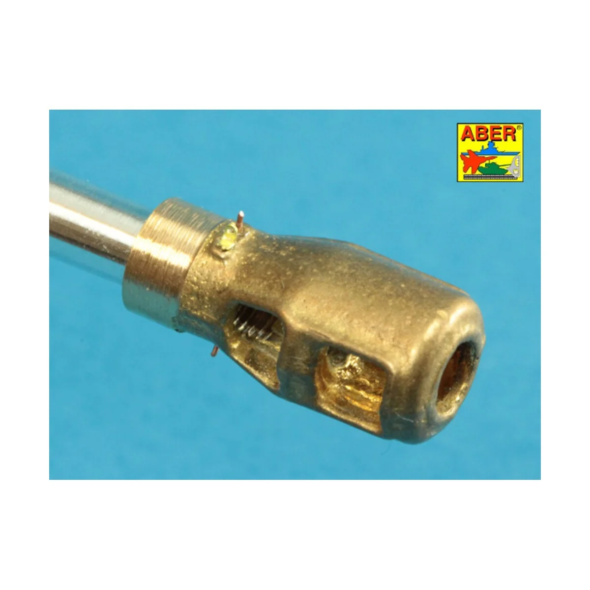 Armament for T10 Heavy Tank 1x122 mm D-25TA, 1x12,7 cm Coaxial DShK...