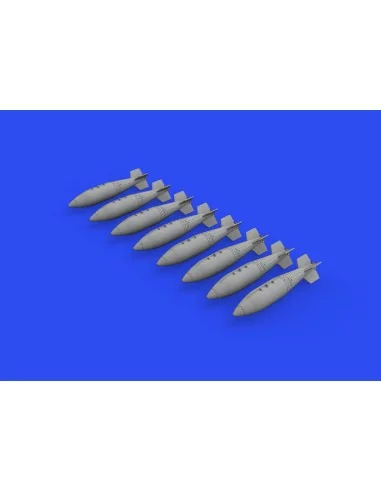 [NO_DESC] British 1000lb retarded bombs w-960 fuse for, 1/72 - Edua...
