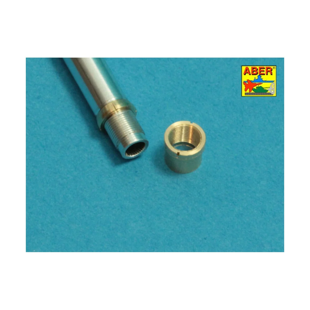 U.S 90 mm M3 barrel with thread protector for tank destroyer M36B1,...