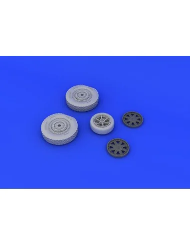 P-39 wheels late for KittyHawk, 1/32 - Eduard Accessories 632073