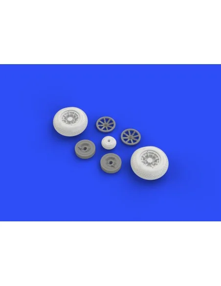 P-40 wheels w/pattern for Hasegawa, 1/32 - Eduard Accessories 632080