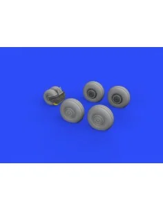 SU-34 wheels for Hobby Boss, 1/48 - Eduard Accessories 648326 2