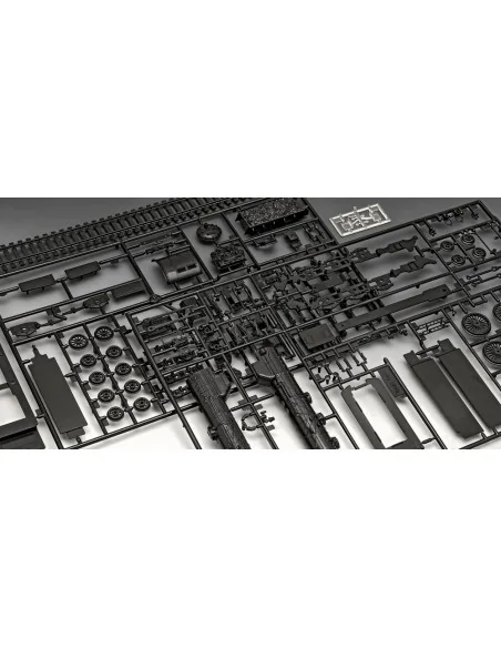 Schnellzuglokomotive BR03, 1/87 - Revell 2166