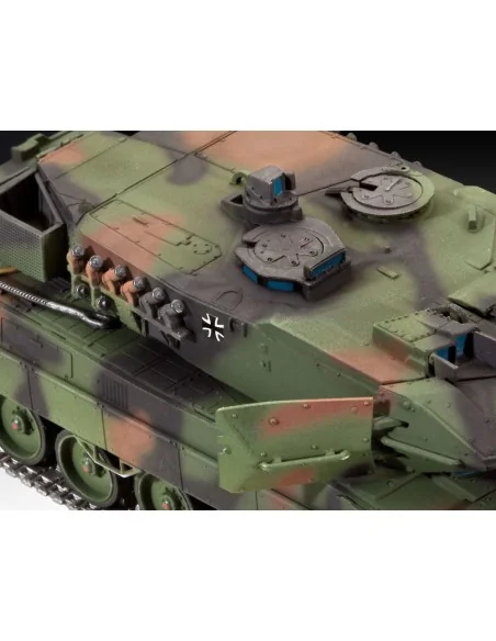 Leopard 2A6/A6M, 1/72 - Revell 03180