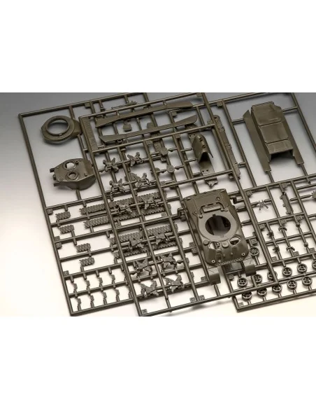Sherman M4A1, 1/72 - Revell 03290