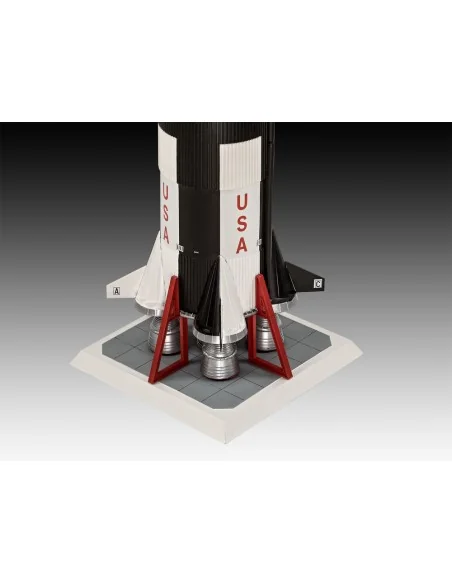 Apollo 11 Saturn V Rocket, 1/96 - Revell 03704