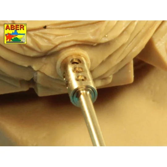 Barrel to U.S. M85 cal .50 heavy machine gun used on M60, M728, LVT...