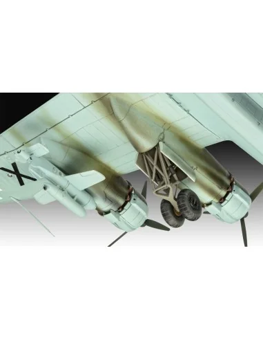 [NO_DESC] Focke-Wulf Fw 200 C-5/C-8 Condor, 1/72 - Revell 03777