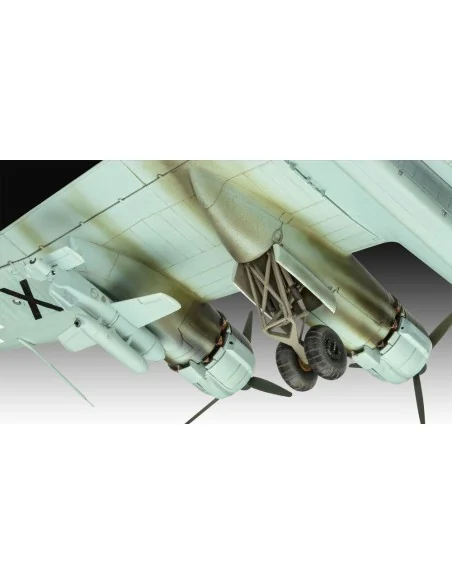 Focke-Wulf Fw 200 C-5/C-8 Condor, 1/72 - Revell 03777
