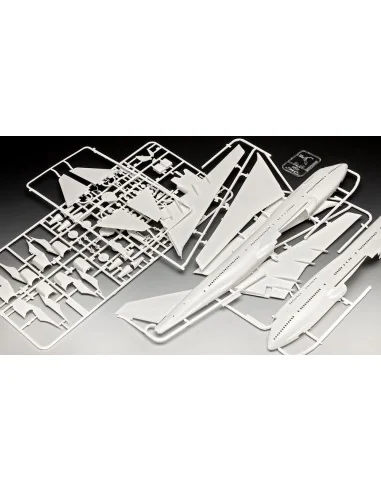 IRON MAIDEN Ed Force One - Boeing 747-400, 1/144 - Revell 03780