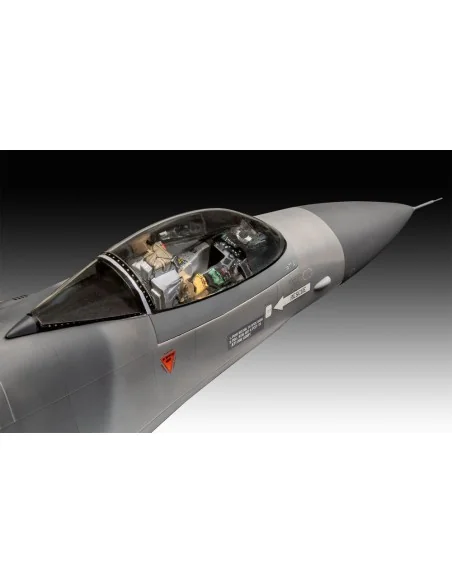 50th Anniversary F-16 Falcon, 1/32 - Revell 03802