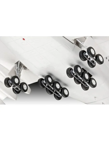 [NO_DESC] Airbus A380-800 Lufthansa New Li, 1/144 - Revell 03872