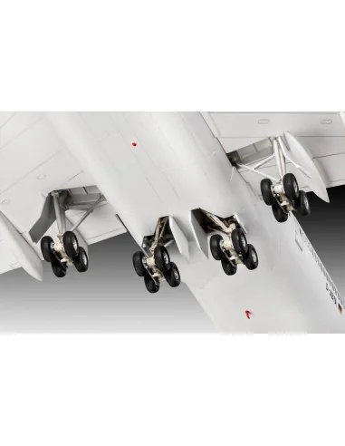 Boeing 747-8 Lufthansa"New Liver, 1/144 - Revell 03891