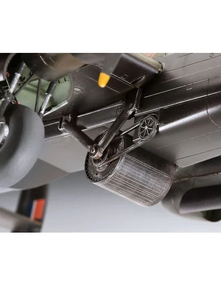 [NO_DESC] Lancaster B.III "DAMBUSTERS, 1/72 - Revell 04295