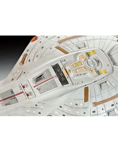 [NO_DESC] U.S.S. Voyager, 1/670 - Revell 04992