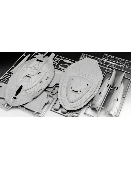 U.S.S. Voyager, 1/670 - Revell 04992
