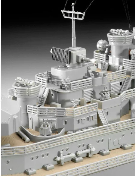 Bismarck, 1/350 - Revell 05040