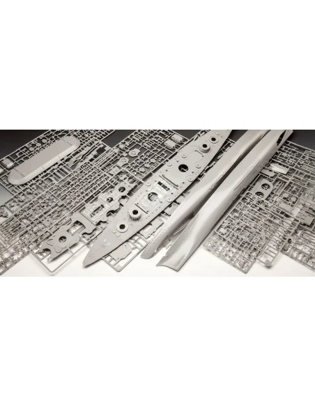 Bismarck, 1/350 - Revell 05040