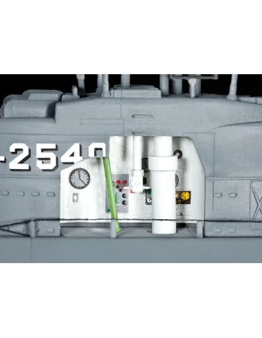 U-Boot Typ XXI U 2540 &Interieur, 1/144 - Revell 05078
