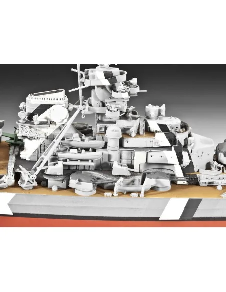 Battleship Bismarck, 1/700 - Revell 05098