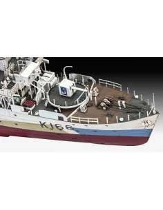 HMCS SNOWBERRY, 1/144 - Revell 05132 2