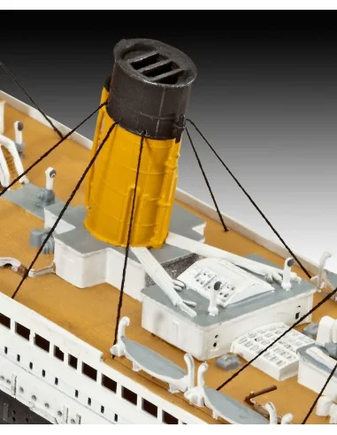 [NO_DESC] R.M.S. Titanic, 1/700 - Revell 05210