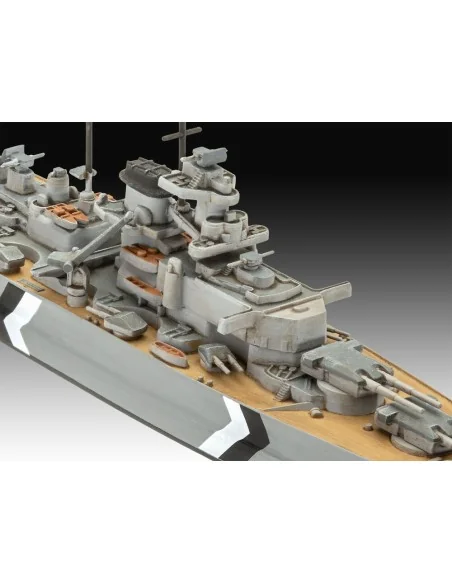 The Legendary Bismarck, 1/700 - Revell 05637