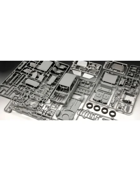 [NO_DESC] 35 Years VW Golf GTI Pirelli, 1/24 - Revell 05694