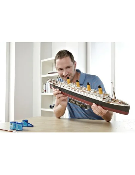 Geschenkset "100 Jahre Titanic, 1/400 - Revell 05715