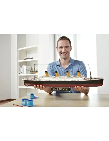 Geschenkset "100 Jahre Titanic, 1/400 - Revell 05715
