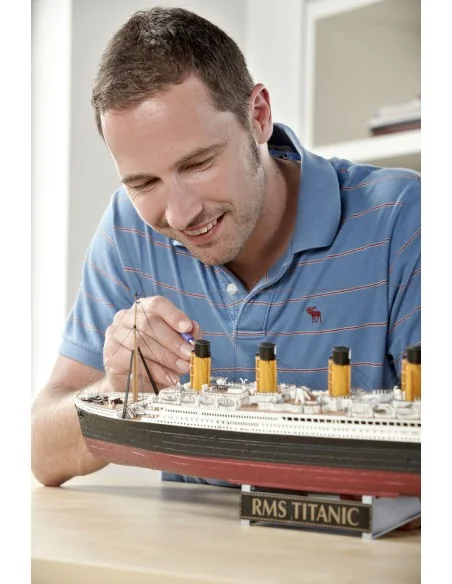 Geschenkset "100 Jahre Titanic, 1/400 - Revell 05715