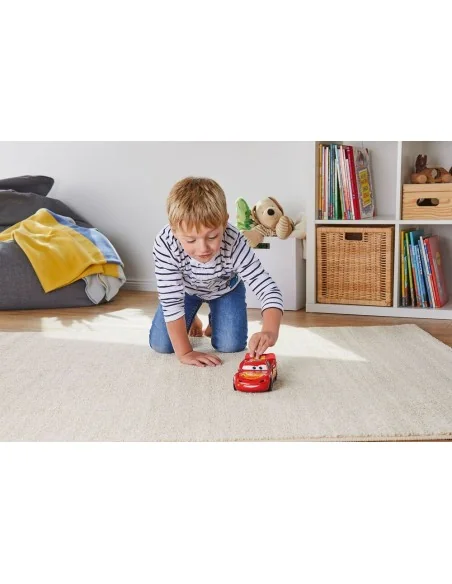 Lightning McQueen Disney-Cars Auto mit Licht&Sound, 1/20 - Revell 0...