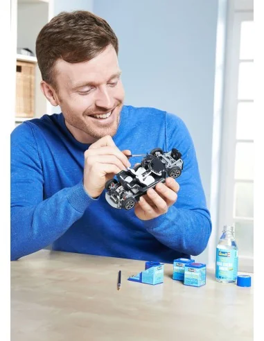 BMW i8, 1/24 - Revell 07008