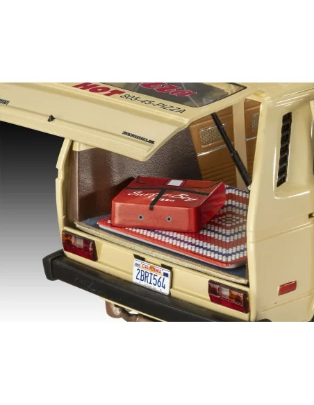 [NO_DESC] Stranger Things VW T3 Bus Surfer Boy, 1/25 - Revell 07725