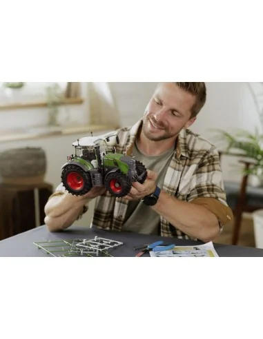 Fendt 728 Vario, 1/20 - Revell 07827