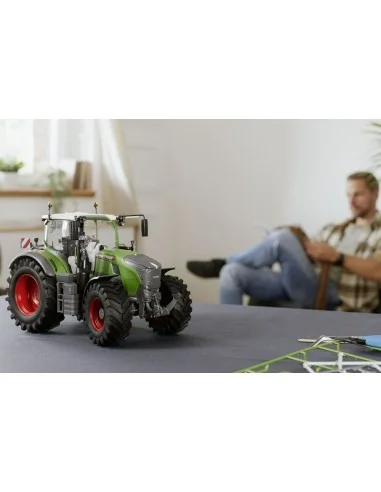 Fendt 728 Vario, 1/20 - Revell 07827